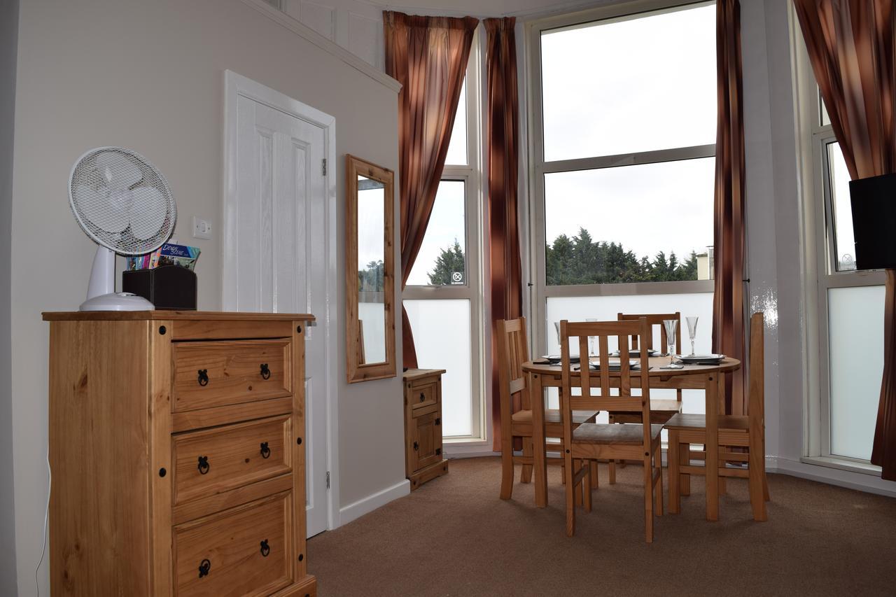 Tor Park Holiday Flatlets Torquay Exteriör bild
